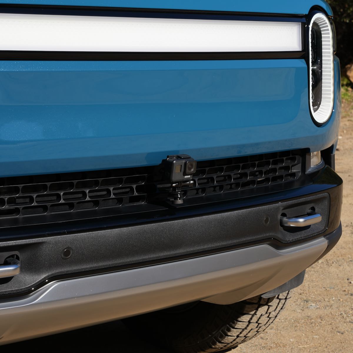 No-Drill Front Bumper 1/4"-20 Accessory Mount for Rivian R1T & R1S