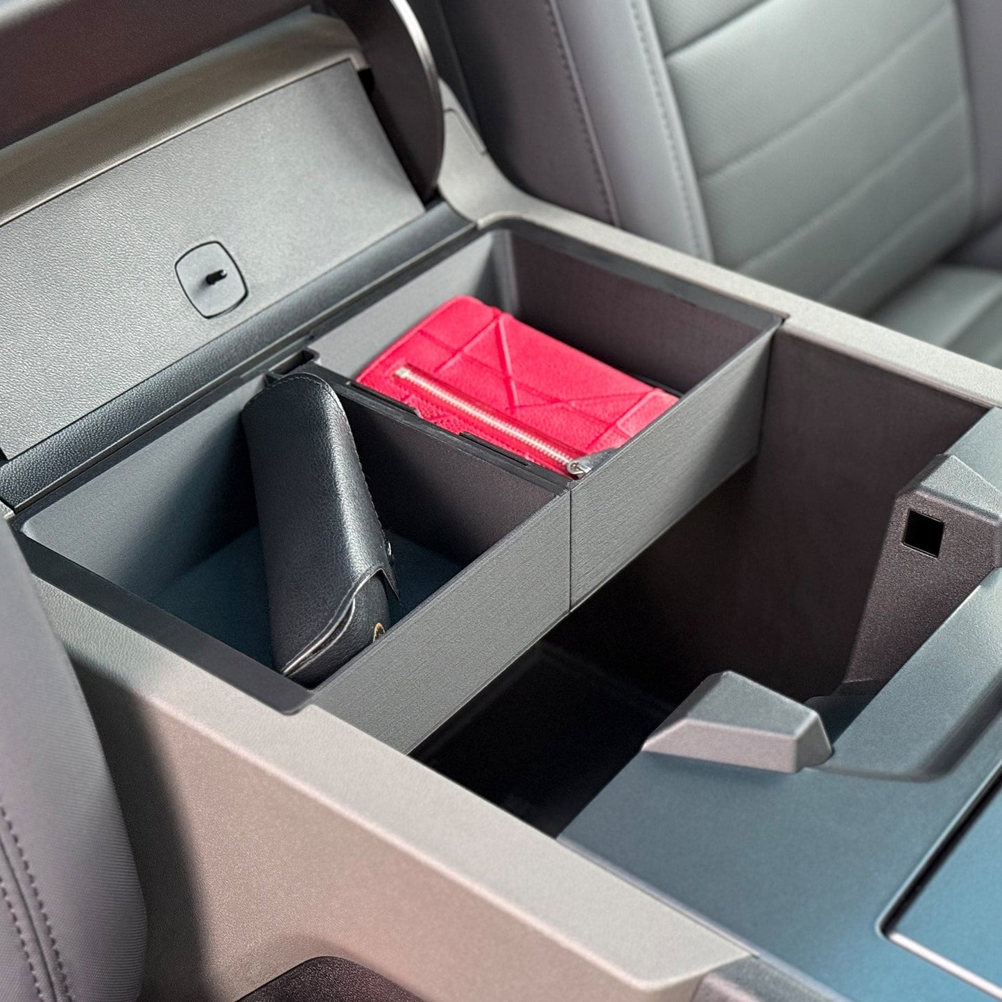 Half Tray Armrest | GMC Hummer EV - Center Console Organizer