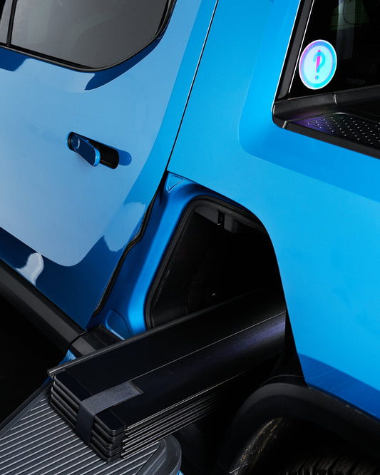 Interrobang Manual Tonneau Cover for the Rivian R1T